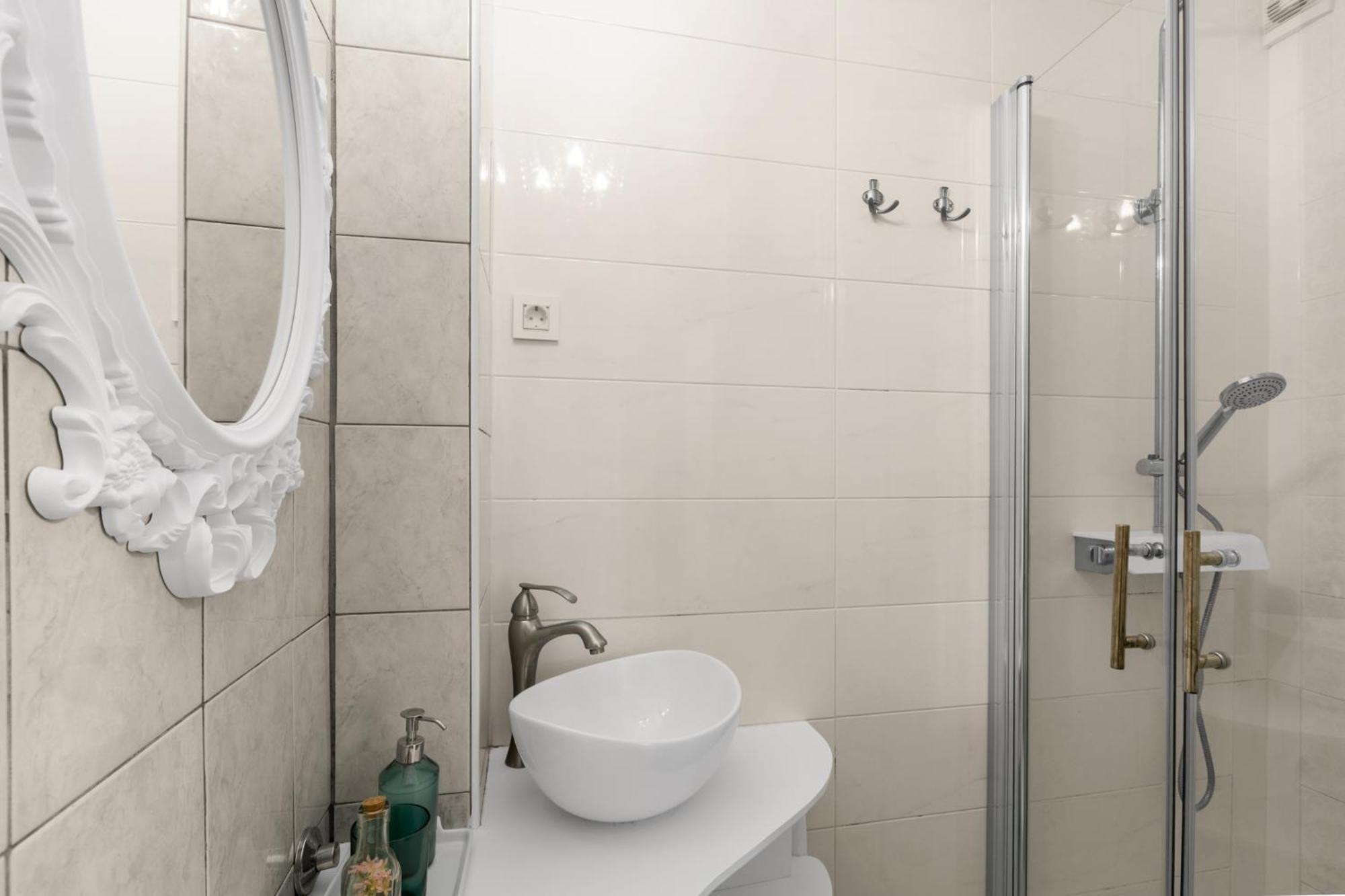 Primavera Deluxe Studio Apartment Ровин Екстериор снимка